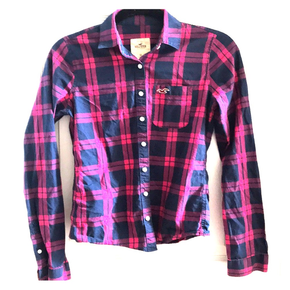 Blue and pink long sleeve button down flannel top